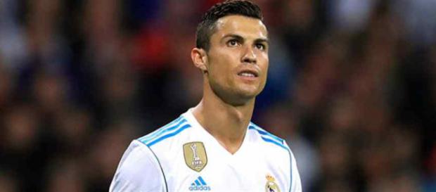 Cristiano Ronaldo deixa Real em alerta Cristiano Ronaldo deixa Real em alerta