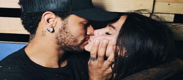 Neymar e Bruna Marquezine em Noronha Neymar e Bruna Marquezine em Noronha