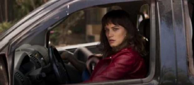 Quem viu a cena de Clara dirigindo na novela? Quem viu a cena de Clara dirigindo na novela?