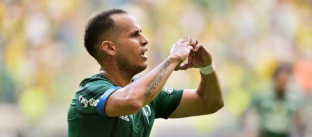 Venezuelano Guerra é um dos alvos do Fluminense para 2018 (Foto: Globo.com) Venezuelano Guerra é um dos alvos do Fluminense para 2018 (Foto: Globo.com)