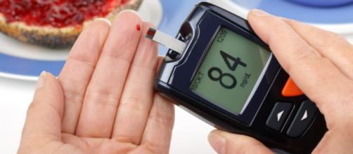 Diabete, controllare costantemente la glicemia