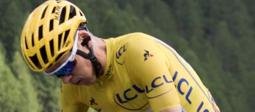 Chris Froome in maglia gialla al Tour de France.