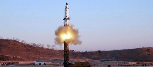 La Corea del Nord potrebbe lanciare un nuovo missile intercontinentale entro pochi giorni