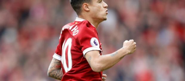 Le transfert de Coutinho au FC Barcelone semble se rapprocher. Mais si le joueur restait finalement à Liverpool ? Le transfert de Coutinho au FC Barcelone semble se rapprocher. Mais si le joueur restait finalement à Liverpool ?