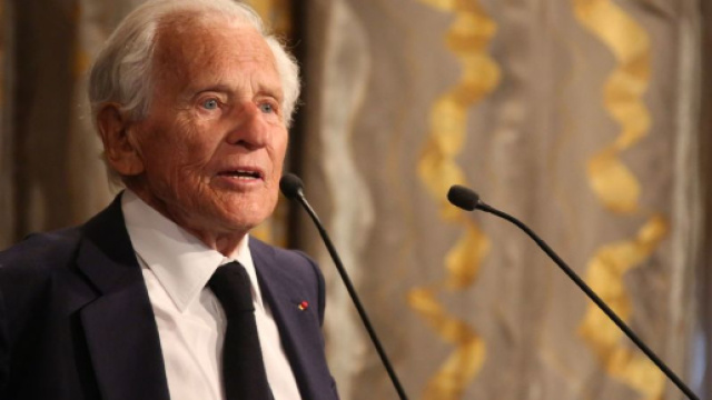 Johnny Hallyday et Jean d'Ormesson &eacute;taient cousins - Closer - closermag.fr