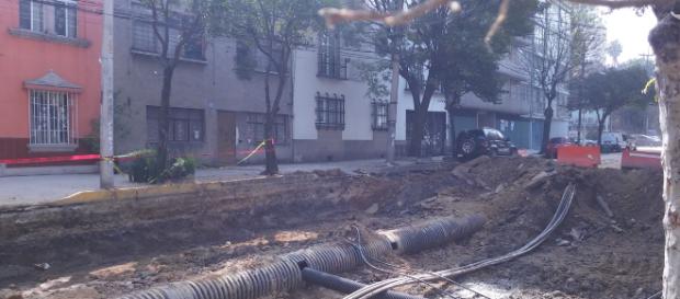 Bajo la primera de Zamora se van cambiando el drenaje y el agua potable. Bajo la primera de Zamora se van cambiando el drenaje y el agua potable.