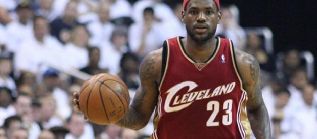 Lebron James keeps Cleveland in the hunt for the Eastern Conferences #1 Seed Image - Keith Allison | Flickr Lebron James keeps Cleveland in the hunt for the Eastern Conferences #1 Seed Image - Keith Allison | Flickr
