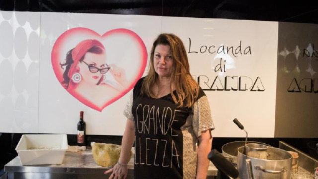 Serena Grandi nei guai: "Mi pignorano casa per quattro padelle" - ilgazzettino.it