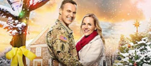 'Christmas Homecoming' is one of the 2017 Hallmark Channel movies. [Image via Hallmark Movies and Mysteries/YouTube]
