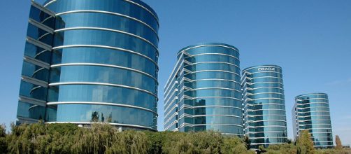 Oracle HQ in Redwood City [Image Credit: Tim Dobbelaere/Wikimedia Creative Commons]