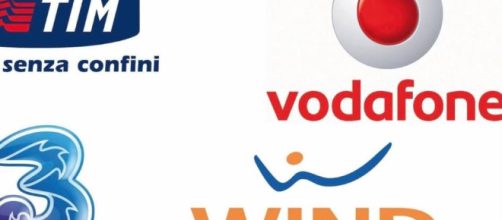 Promozioni Vodafone, Wind e Tim: fare il 'pieno' prima del 25 dicembre del 2017