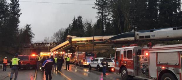 Amtrak derailment in Washington state leaves at least 3 dead ... - cnn.com Amtrak derailment in Washington state leaves at least 3 dead ... - cnn.com
