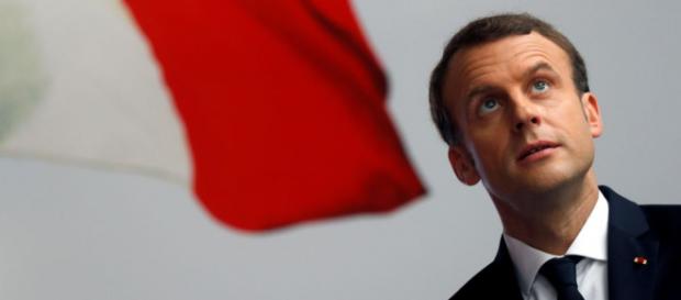 La popularité d'Emmanuel Macron en hausse La popularité d'Emmanuel Macron en hausse
