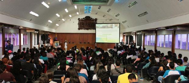 La Universidad - Yacambú - edu.ve La Universidad - Yacambú - edu.ve