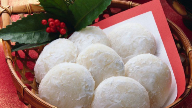 Mochi, le torte killer di Capodanno in Giappone.