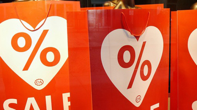 Saldi invernali al via a gennaio