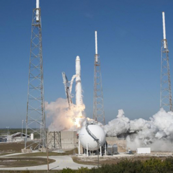 SpaceX’s Falcon 9 rocket and Dragon spacecraft (Image credit - Tony Gray and Kevin O'Connell, Wikimedia Commons)