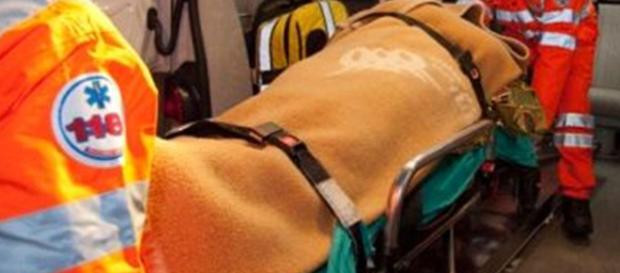 Ambulanza della morte - uccidevano pazienti durante il trasporto verso casa Ambulanza della morte - uccidevano pazienti durante il trasporto verso casa