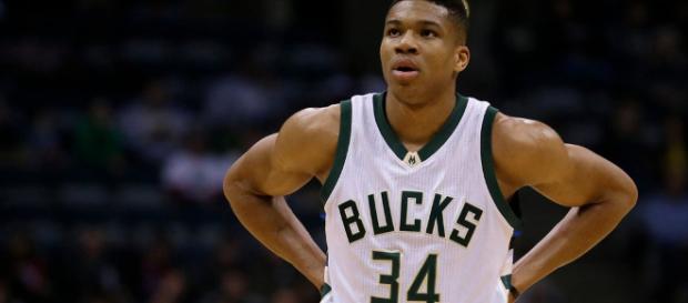 Bucks news: Giannis Antetokounmpo dominating points in the paint - clutchpoints.com Bucks news: Giannis Antetokounmpo dominating points in the paint - clutchpoints.com