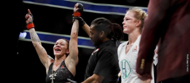 Cris Cyborg parece invencible y lleva ya más de 10 años invicta. MMAFighting.com. Cris Cyborg parece invencible y lleva ya más de 10 años invicta. MMAFighting.com.