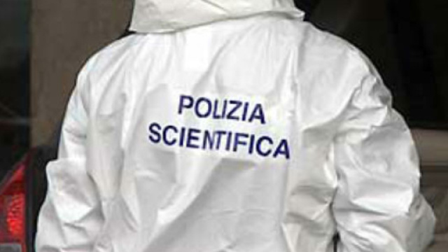 Indagini in corso dopo una tentata rapina in una villa sulle colline sopra Trieste finita tragicamente.