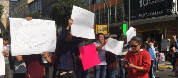 Alumnos de CEU PART exigieron sus derechos en las calles Alumnos de CEU PART exigieron sus derechos en las calles