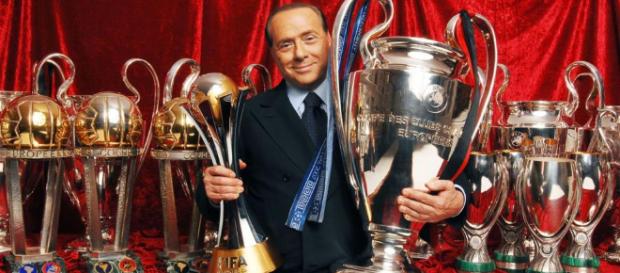 Silvio Berlusconi, empresario y periodista deportivo de Italia. Silvio Berlusconi, empresario y periodista deportivo de Italia.