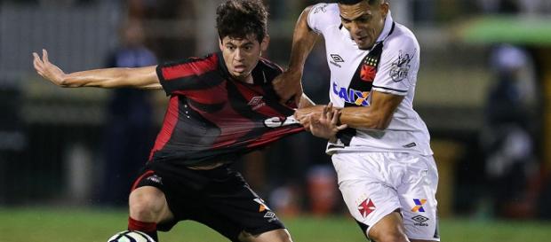 No Vasco em 2017, Gilberto pode reforçar o Fluminense no ano que vem (Foto: Budda Mendes/GettyImages) No Vasco em 2017, Gilberto pode reforçar o Fluminense no ano que vem (Foto: Budda Mendes/GettyImages)