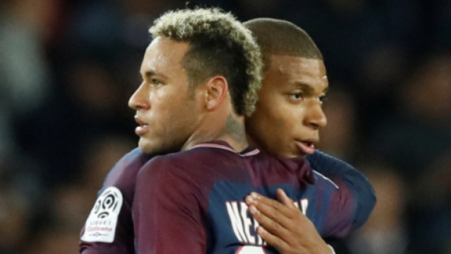 Comment récupérer les maillots des joueurs du PSG - Football ... - sports.fr