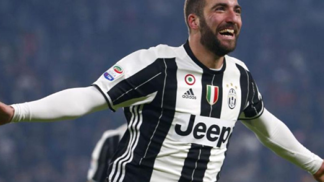 Higuain: &ldquo;Possiamo vincere la Champions, Dybala ha le qualit&agrave; per ... - lastampa.it