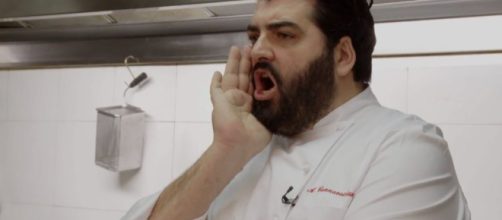 Blitz Cannavacciuolo: ecco la reazione dopo la multa al giudice di Masterchef e Cucinedaincubo