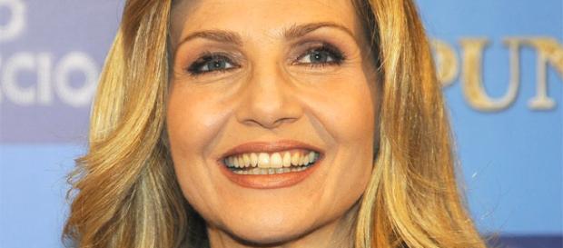 Lorella Cuccarini sostituirà le sorelle Parodi a Domenica In? Lorella Cuccarini sostituirà le sorelle Parodi a Domenica In?