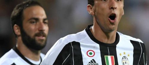 Mandzukic-Higuain vs Callejon-Mertens-Insigne: Juventus e Napoli ... - goal.com