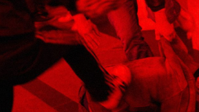 Napoli: baby gang aggredisce un 17 enne, fermato un minorenne