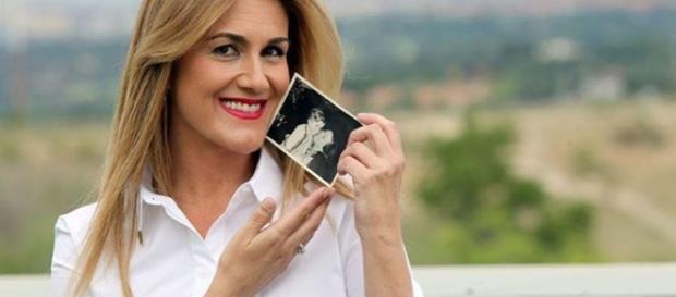 Así es la nueva Carlota Corredera. Así es la nueva Carlota Corredera.