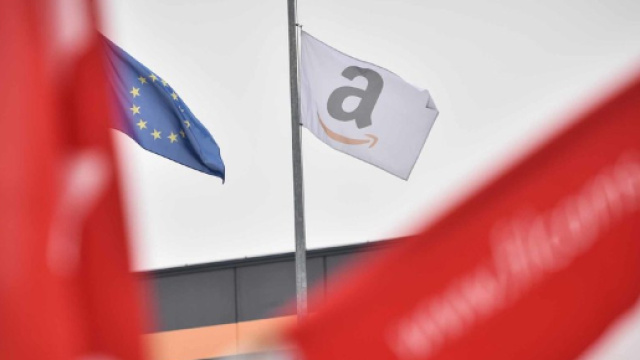 Amazon, minacce di morte a un cliente