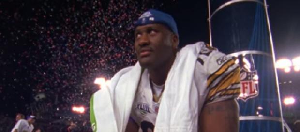 James Harrison is expected to boost the Patriots’ pass-rush (Image Credit: Pittsburgh Steelers/YouTube) James Harrison is expected to boost the Patriots’ pass-rush (Image Credit: Pittsburgh Steelers/YouTube)