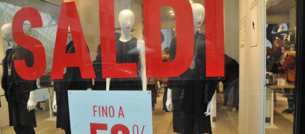Saldi invernali 2018 in Italia: le date di inizio in ogni regione - viagginews.com Saldi invernali 2018 in Italia: le date di inizio in ogni regione - viagginews.com