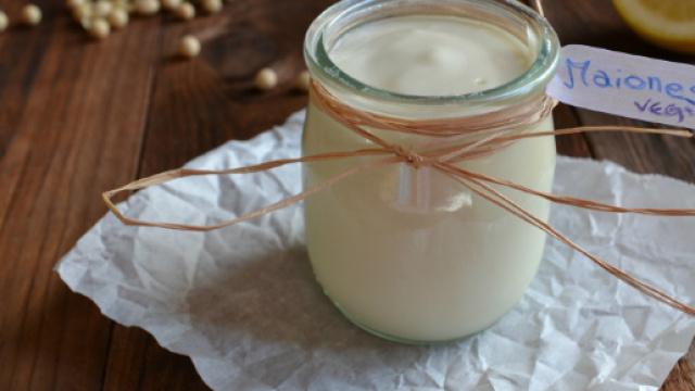 Maionese vegana, ricetta senza uova - Gestione dei Soffritti - gestionedeisoffritti.com
