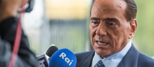 Berlusconi “presenta” il suo governo: 12 ministri dalla società ... - lastampa.it