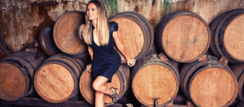 Clara Morgane, plus pétillante que jamais ! (© Instagram @claramofficiel)