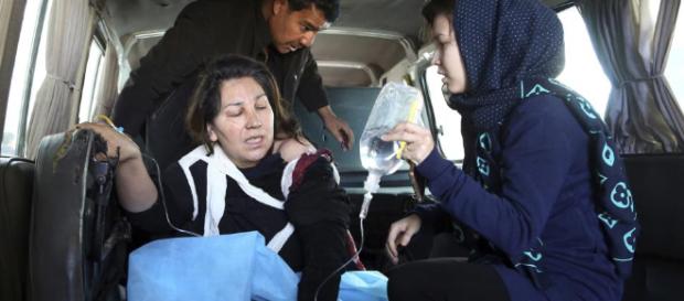 Al menos 40 muertos y decenas de heridos dejan varios ataques de ... - univision.com Al menos 40 muertos y decenas de heridos dejan varios ataques de ... - univision.com