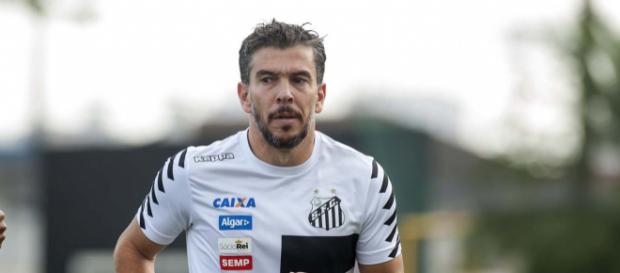 Mesmo pouco aproveitado, jogador quer seguir no Peixe Mesmo pouco aproveitado, jogador quer seguir no Peixe