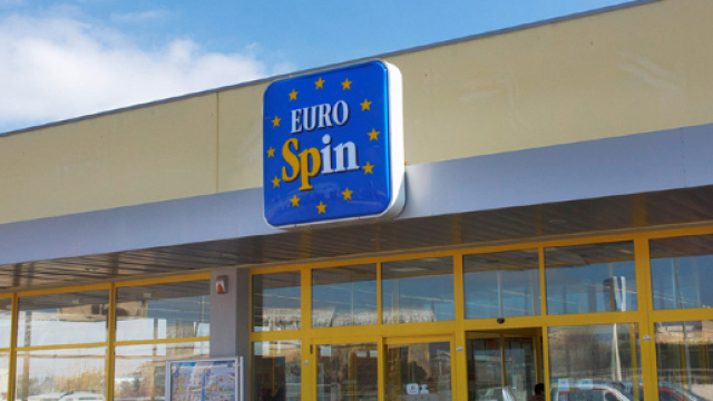 Allontana di 100 km per aver chiesto di non lavorare il 31 dicembre