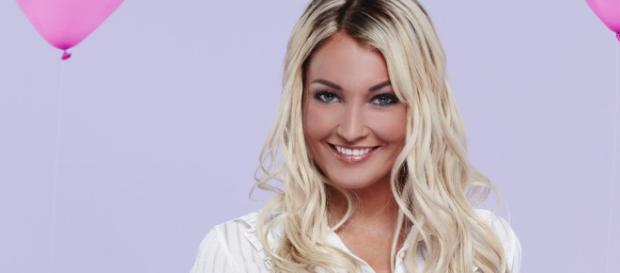 Aurélie Dotremont (LPDLA5) balance sur Mélanie Dédigama, Laurie et ... - melty.fr Aurélie Dotremont (LPDLA5) balance sur Mélanie Dédigama, Laurie et ... - melty.fr