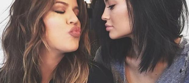 Kylie Jenner Copies Sister Khloe Kardashian On More Than One Occasion - hypun.com Kylie Jenner Copies Sister Khloe Kardashian On More Than One Occasion - hypun.com