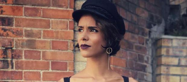 Nouvelle Star : Shy'm montre accidentellement sa petite culotte - potins.net Nouvelle Star : Shy'm montre accidentellement sa petite culotte - potins.net
