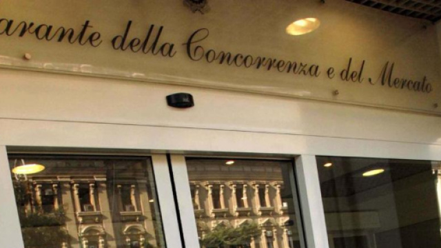 La AGCM multa Telecom e Vodafone