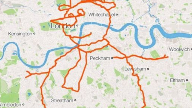 Il monumentale pupazzo di neve londinese