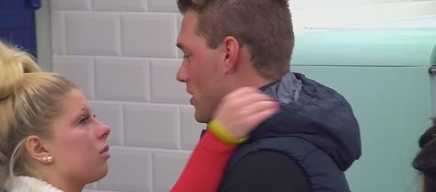 Dramatischer Abschied: Sharon und Kevin bei Big Brother ... - promiflash.de Dramatischer Abschied: Sharon und Kevin bei Big Brother ... - promiflash.de